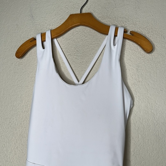 Fabletics Boost Performance Dress in White Size Medium Tennis Pickleball Gym - Picture 5 of 8